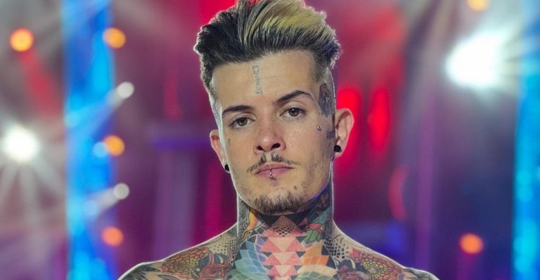 Zanni, împins de la spate de o prietenă ca să-și termine studiile: ”Mi-a zis că trebuie musai să iau BAC-ul pentru că ea vede în mine un actor” VIDEO EXCLUSIV