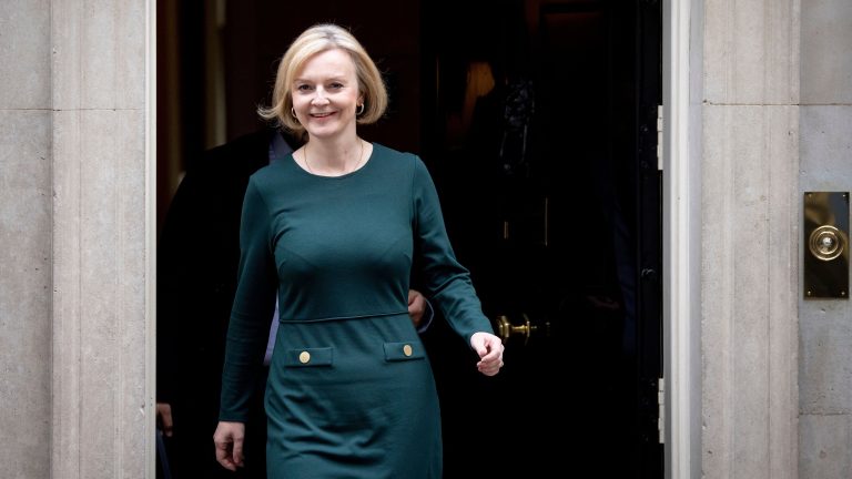 De ce a demisionat Liz Truss din postul de prim-ministru al Marii Britanii. Decizia luată după doar 45 de zile de funcție