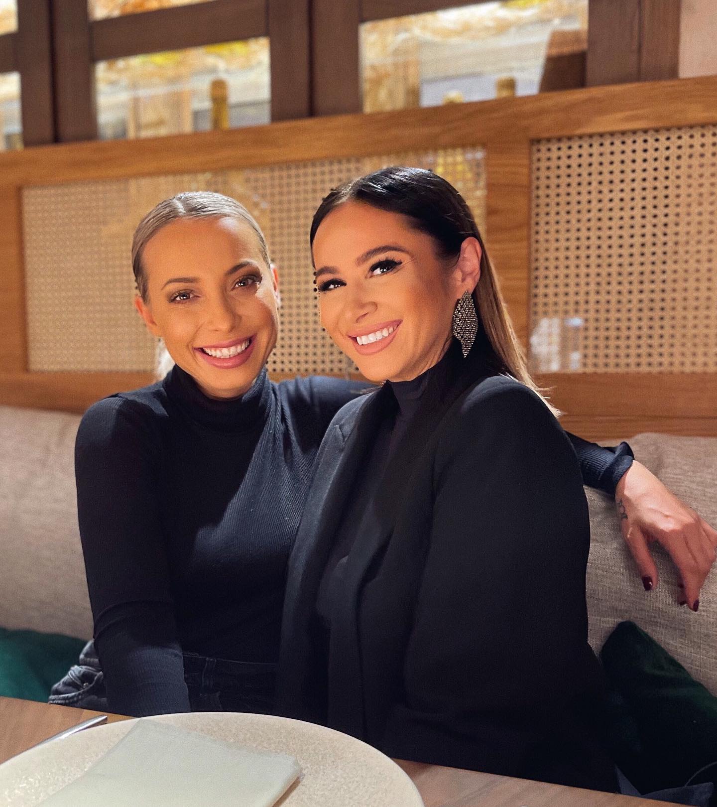 Solista Adriana Rusu trage din greu la sală de sport pentru a-și redobândi silueta