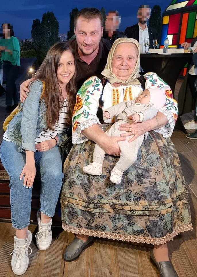 Marian Godină se implică activ în creșterea fiicei sale