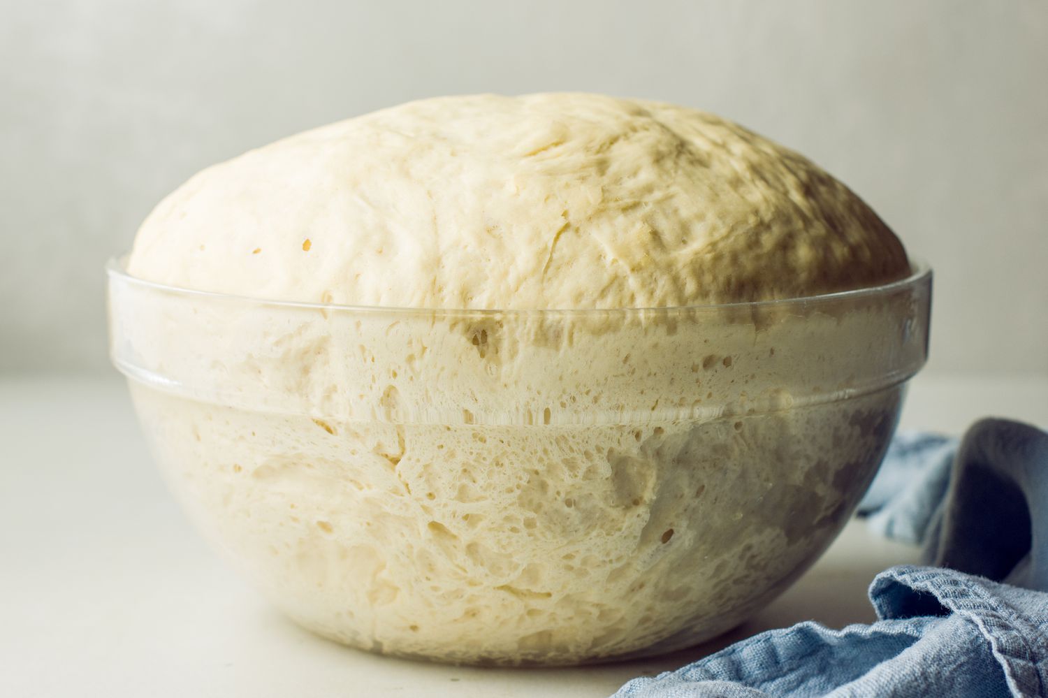 Cu ce poti inlocui drojdia in aluat