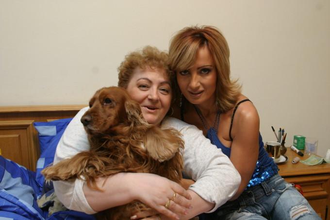 Daniela Gyorfi împlinește 54 de ani. A fost o fetiță tare sărmană, au schimbat-o, oare, banii?