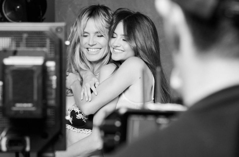 Cum arată, la 18 ani, fiica lui Heidi Klum. Cele două apar împreună într-o ședintă foto explozivă în lenjerie intimă