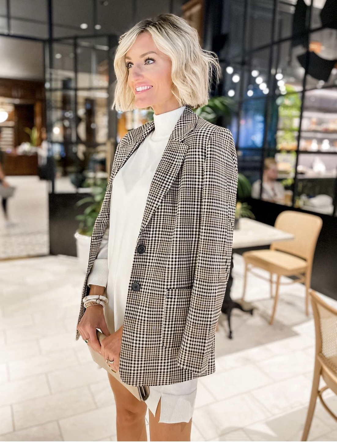 Cum să porți o rochie pulover