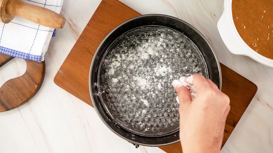 De ce sa amesteci faina de grau si ulei in tigaia neincinsa. Incearca acest truc si nu vei regreta 1