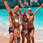 Giulia Anghelescu are de furca cu fiica ei in varsta de 10 ani.