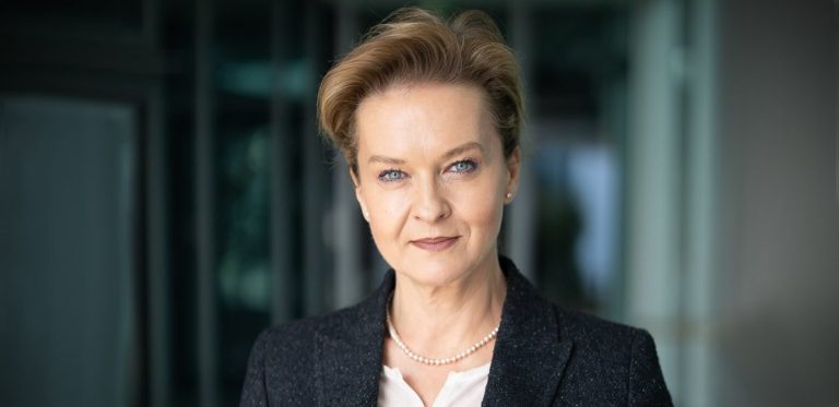 Interviu cu Mona Nicolici, la 20 de ani de când a renunțat la televiziune. Ce spune despre fiul ei, concurent la Vocea României: ”A existat presiunea numelui meu. Vlad muncește de dimineață până dimineață” EXCLUSIV