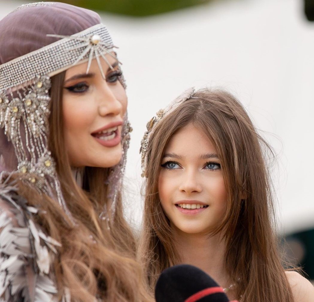 Se machiază sau nu fiica de 13 ani a lui Mihai Albu?