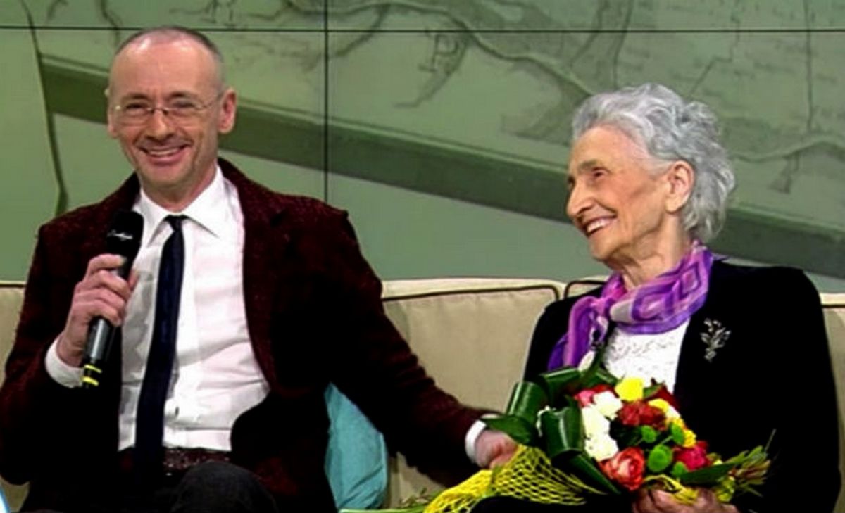 Se machiază sau nu fiica de 13 ani a lui Mihai Albu?