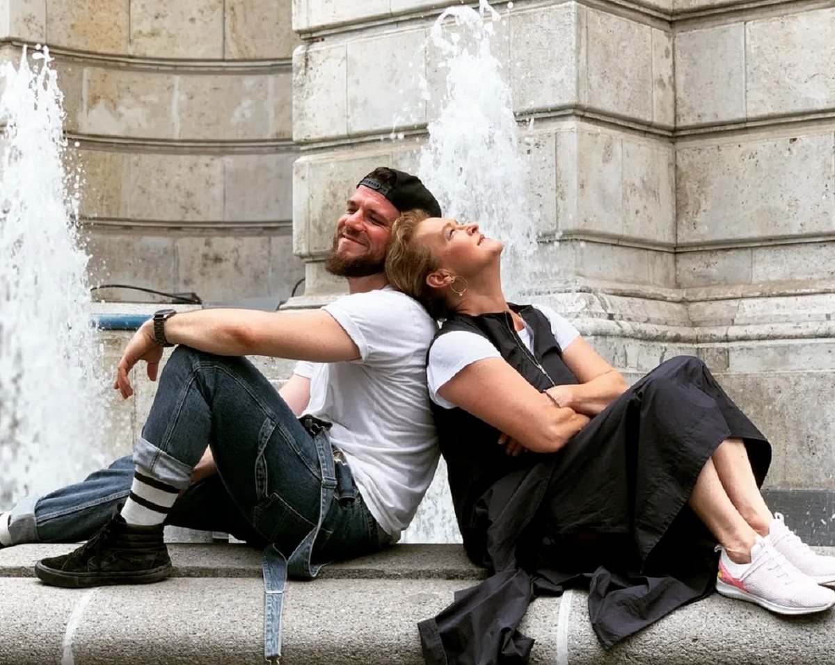 Alături de fiul ei, Vlad