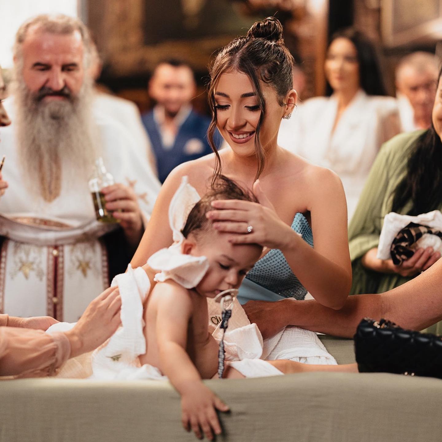 Nasica Nicole Cherry recunoaste ca nu ar face fata cu mai multi bebelusi in grija