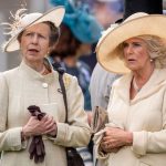 Regina Consoarta Camilla si Printesa Anne