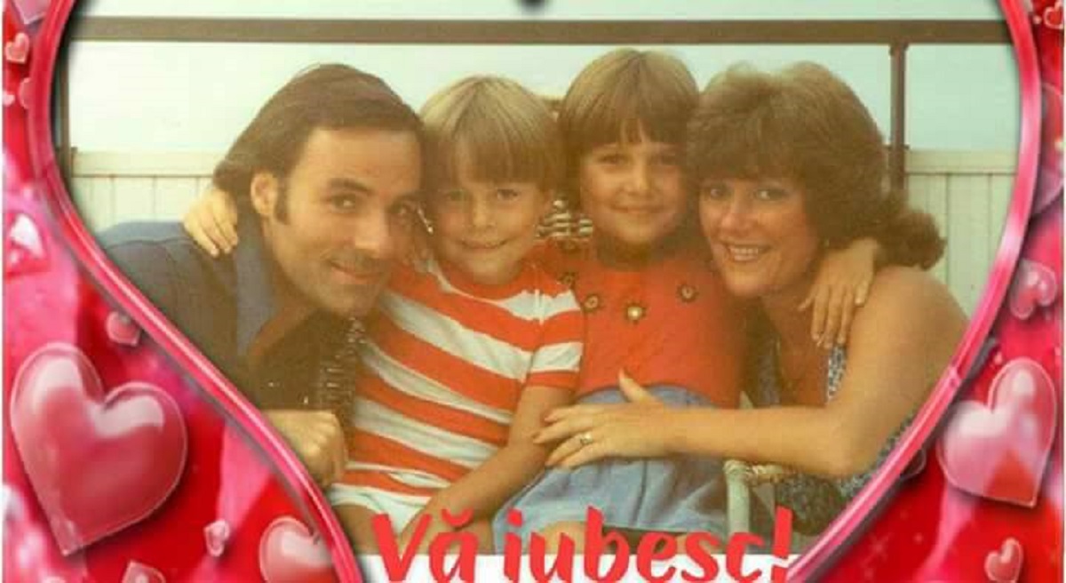 Stela Enache, alături de regretatul Florin Bogardo și copiii lor