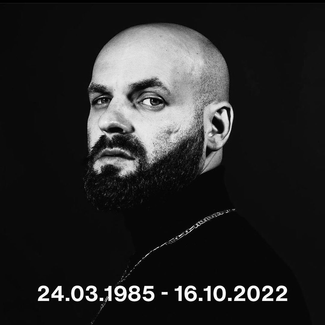 Whats Up a izbucnit in plans la priveghiul lui Nosfe