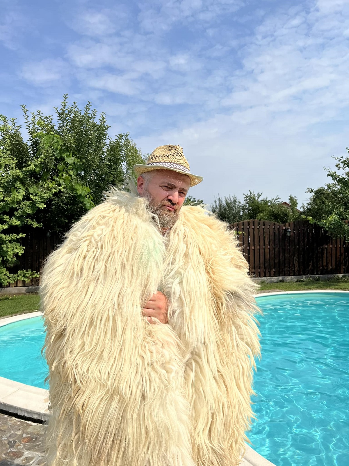 Alin Panc face filme pe bandă rulantă