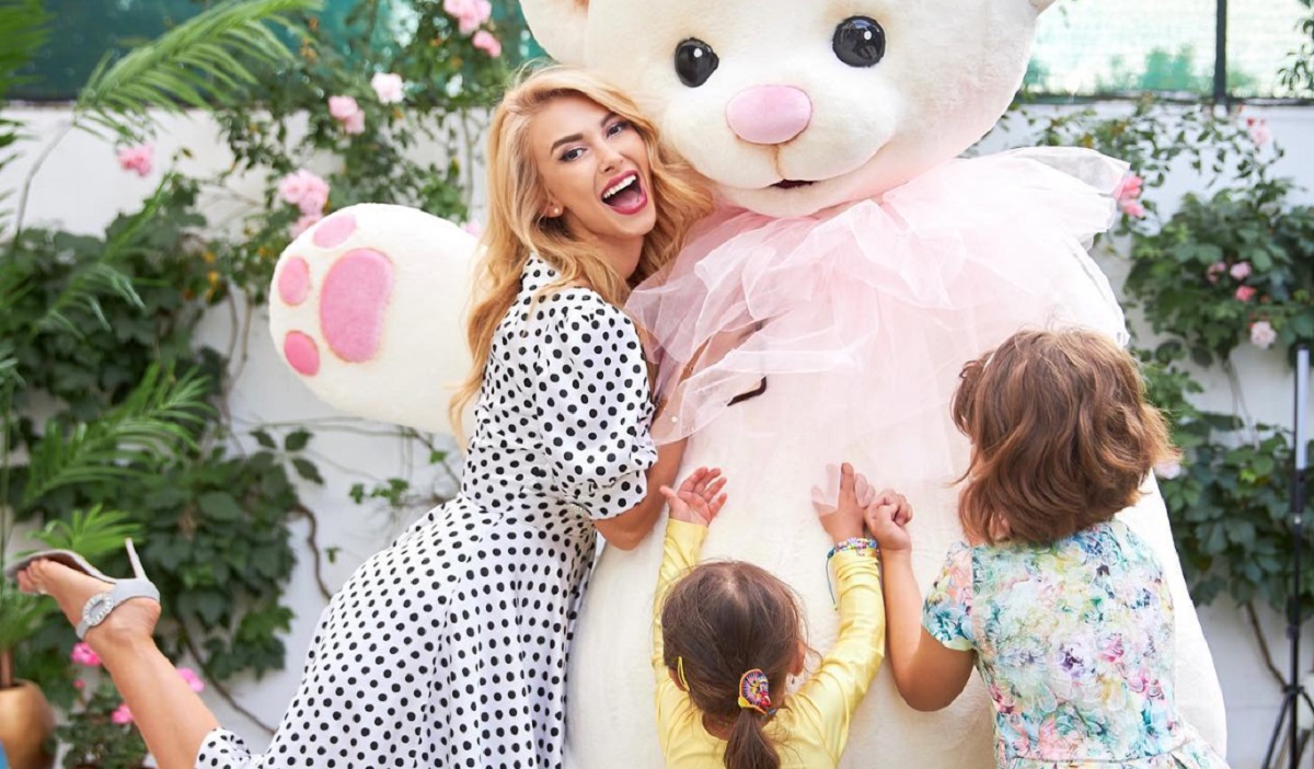 Cine și-a făcut apariția la ziua fiicei Andreei Bălan