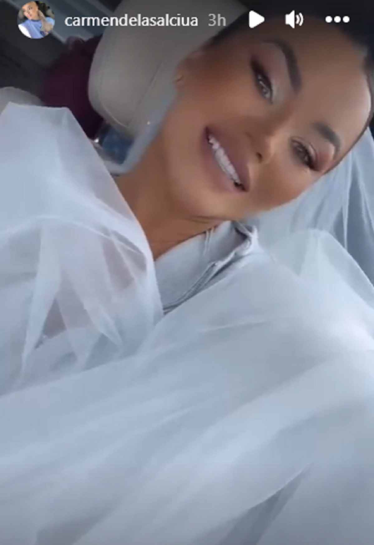 Carmen de la Sălciua, nuntă. Artista s-a căsătorit azi