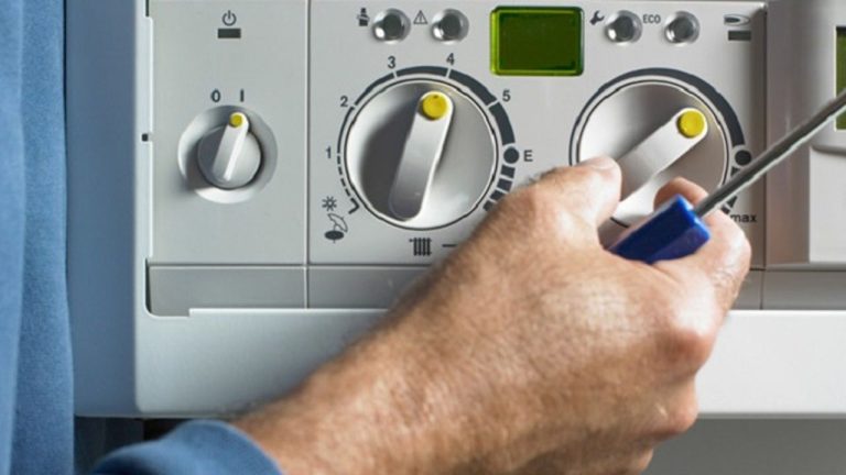 La ce temperatură trebuie să setezi centrala noaptea. Reduci cu 30% consumul de gaz și faci economii mari în fiecare lună