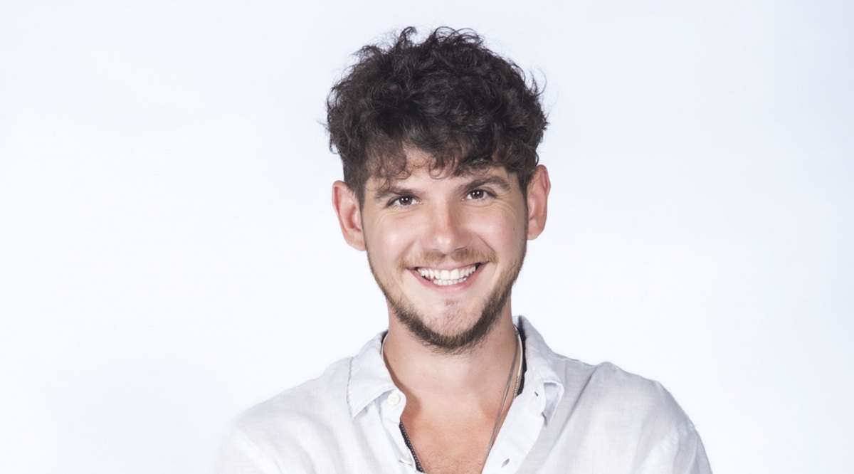 Cuza de la Noaptea Târziu a renunţat la barbă