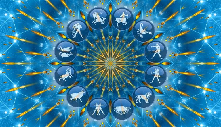 Horoscop noiembrie 2022. Zodiile care dau lovitura în această lună. Au noroc din plin