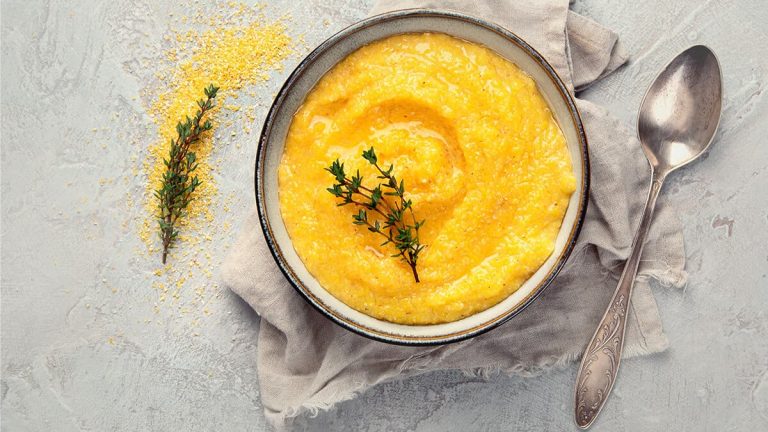 Ce poți găti cu resturile de mămăligă. 5 moduri în care le poți folosi