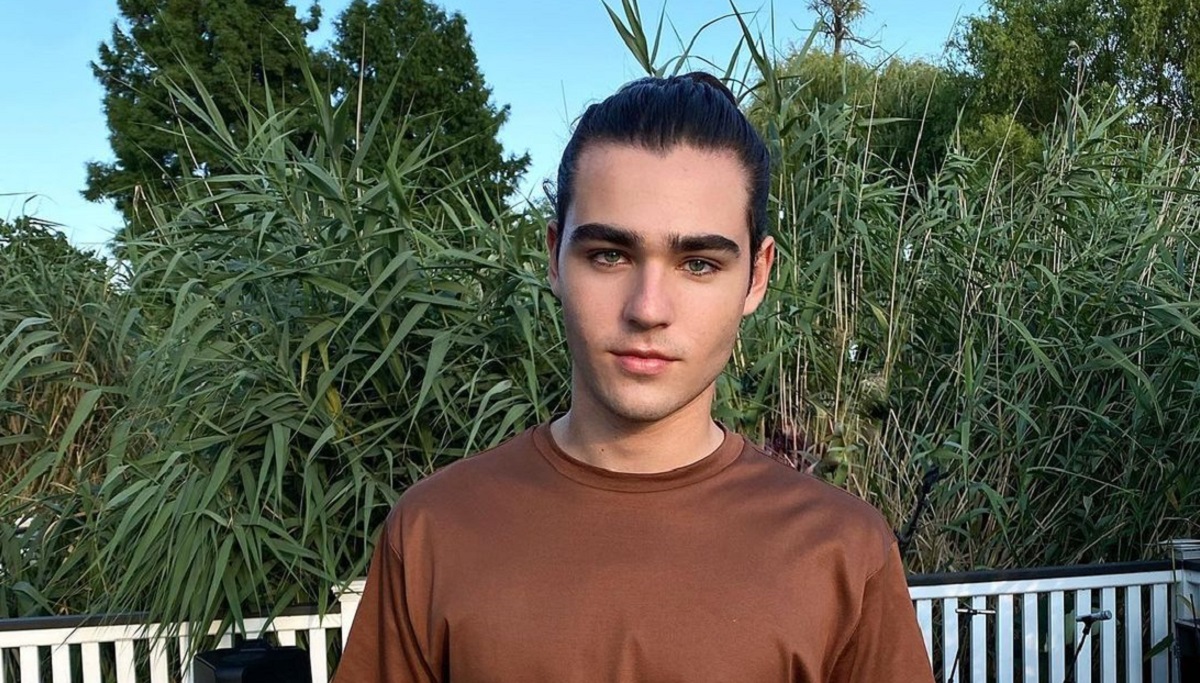 Fiul lui Ștefan Bănică Jr., schimbare radicală de look