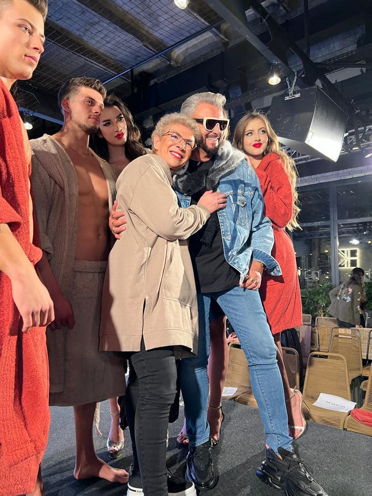 Teo Trandafir are un ritual care o ajută să se odihnească mai bine. Nu pot să dorm decât în alb Exclusiv