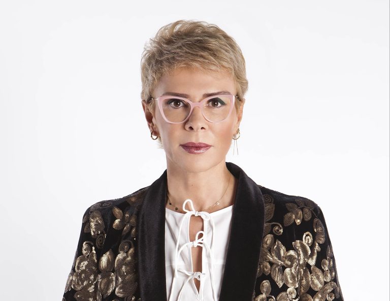 Teo Trandafir are un ritual care o ajută să se odihnească mai bine. „Nu pot să dorm decât în alb” VIDEO EXCLUSIV