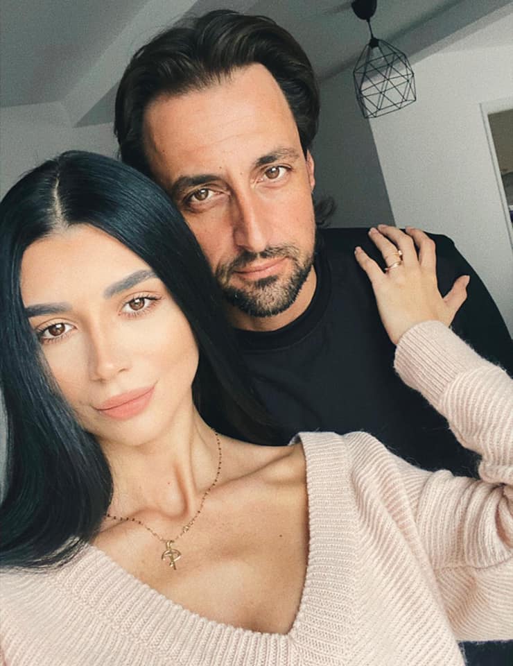 Denis Ștefan este sub atenta supraveghere a fiicei sale mai mari