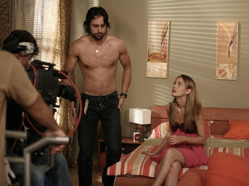 Denis Ștefan este sub atenta supraveghere a fiicei sale mai mari