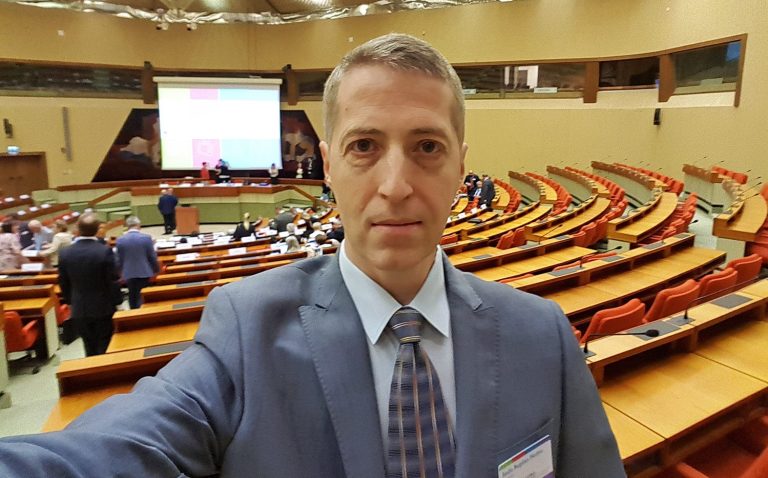 După plecarea de la CNA, Radu Herjeu a revenit în presă. La ce post TV poate fi văzut și cum îi va ”spiona” pe colegi. ”Despre tehnici de manipulare, propagandă, fake news, cu exemple” EXCLUSIV