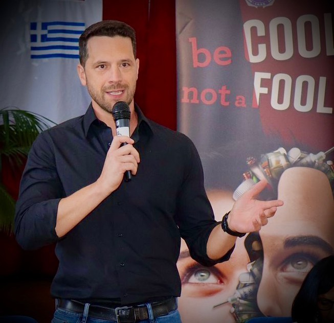 Adrian Nartea isi doreste enorm sa intre in pielea unui criminal in serie