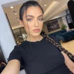 Alexia Eram nu se poate abtine cand vine vorba de haine