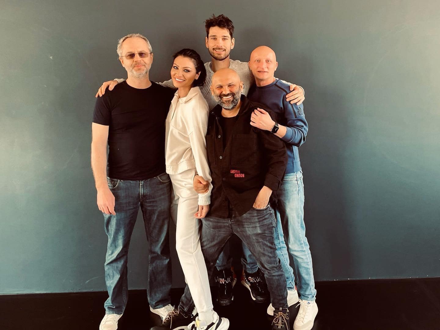 Anghel Damian scrie de zor pentru serialul Clanul