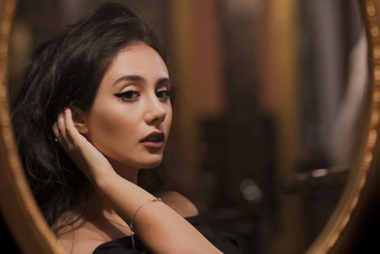 Motivul pentru care actrița Azaleea Necula nu a aplicat la casting pentru filmele internaționale. „Nu vreau să mă duc undeva să duc o tavă cu suc în cadru”. VIDEO EXCLUSIV