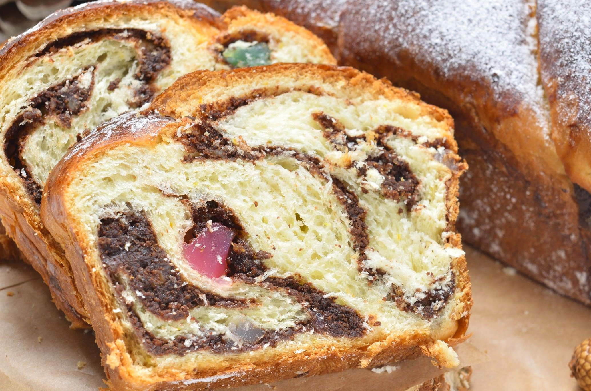 Câte calorii are o felie de cozonac