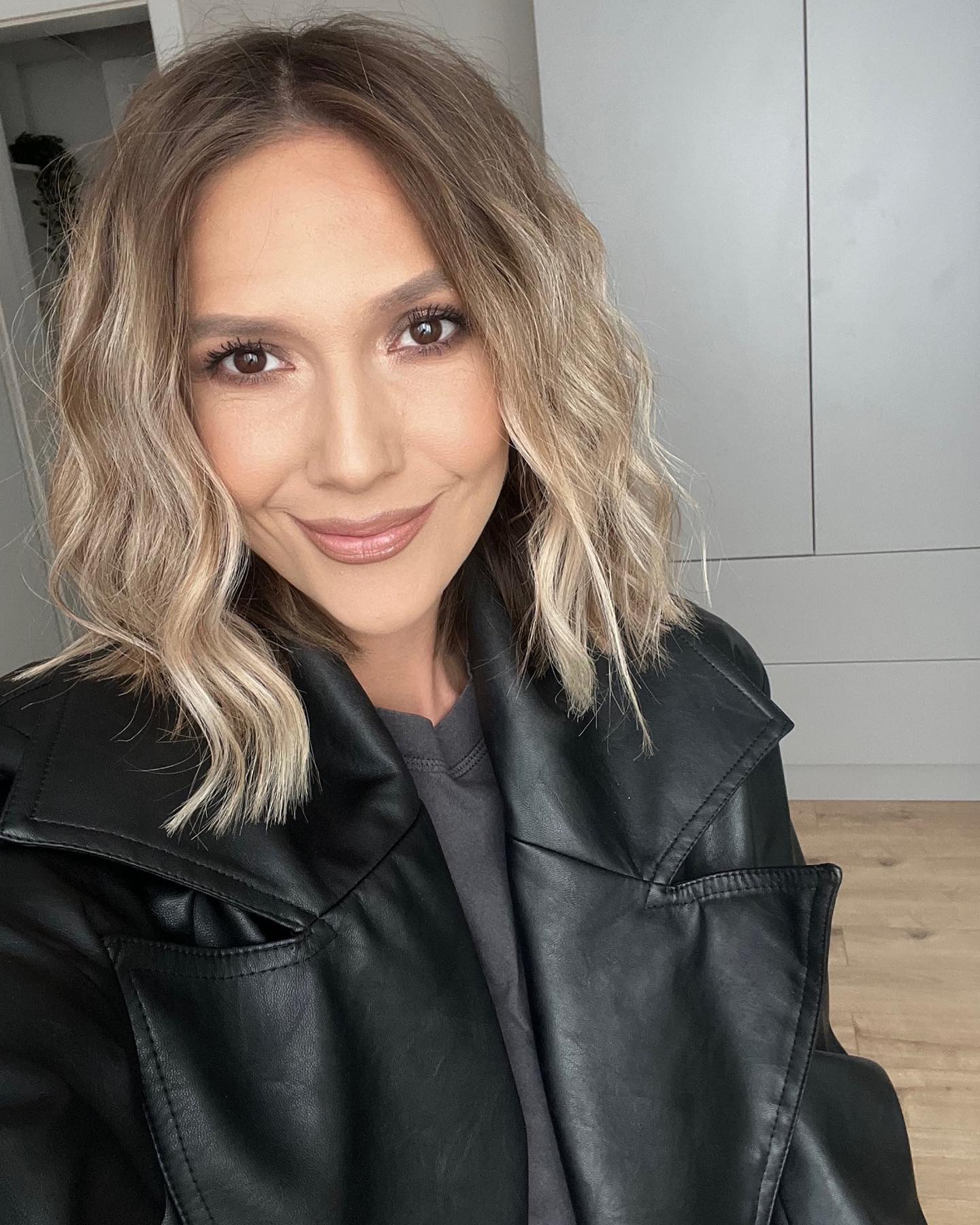 Ce a facut Adela Popescu imediat ce Radu Valcan a parasit Romania