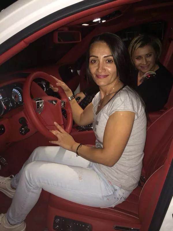 Cu ce se ocupa acum Nuti bona facuta celebra de Anamaria Prodan