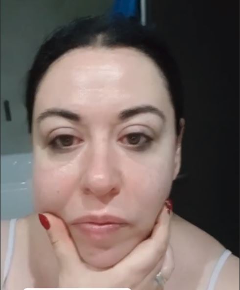 Cum arata Oana Roman fara machiaj