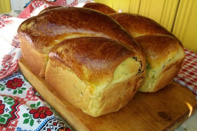 Cum se prepară umplutura pentru cozonac. Ingredientul care se adaugă pentru un gust special