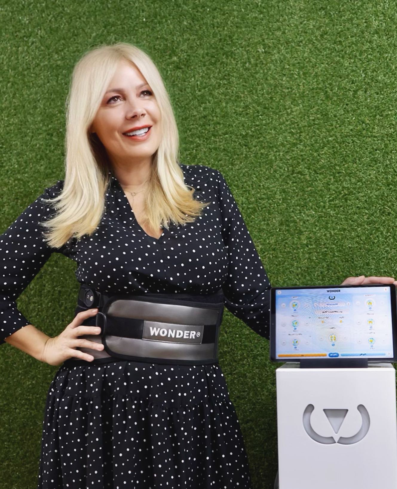 Dana Savuica si-a inceput cariera in modeling pentru a scapa de niste complexe