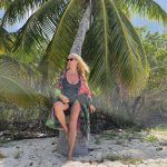 Dana Savuica si-a inceput cariera in modeling pentru a scapa de niste complexe