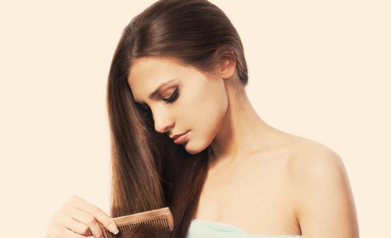 De ce se subțiază părul, de fapt. Greșeala majoră pe care o fac multe persoane