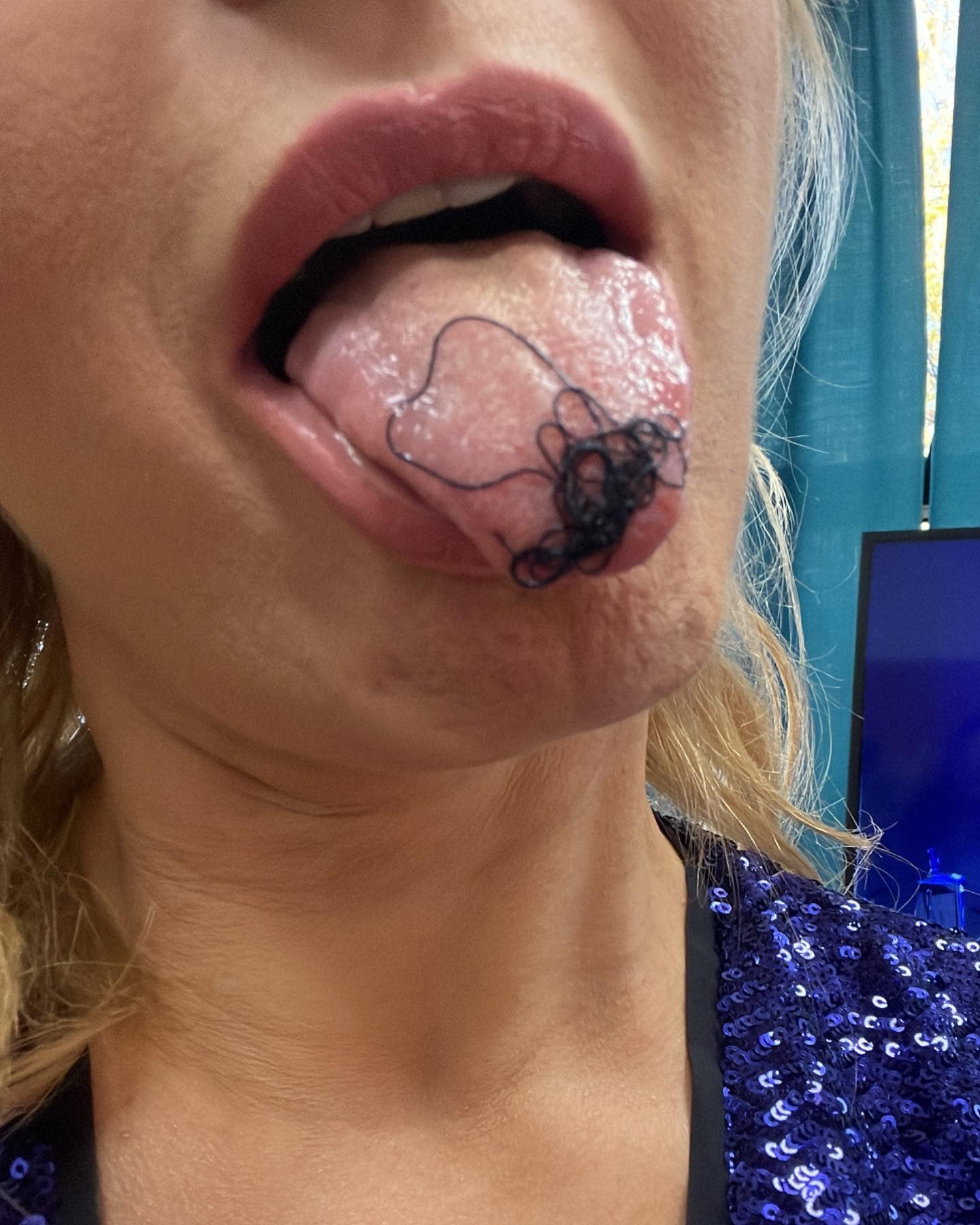 Imaginea bizara postata de Andreea Esca in online