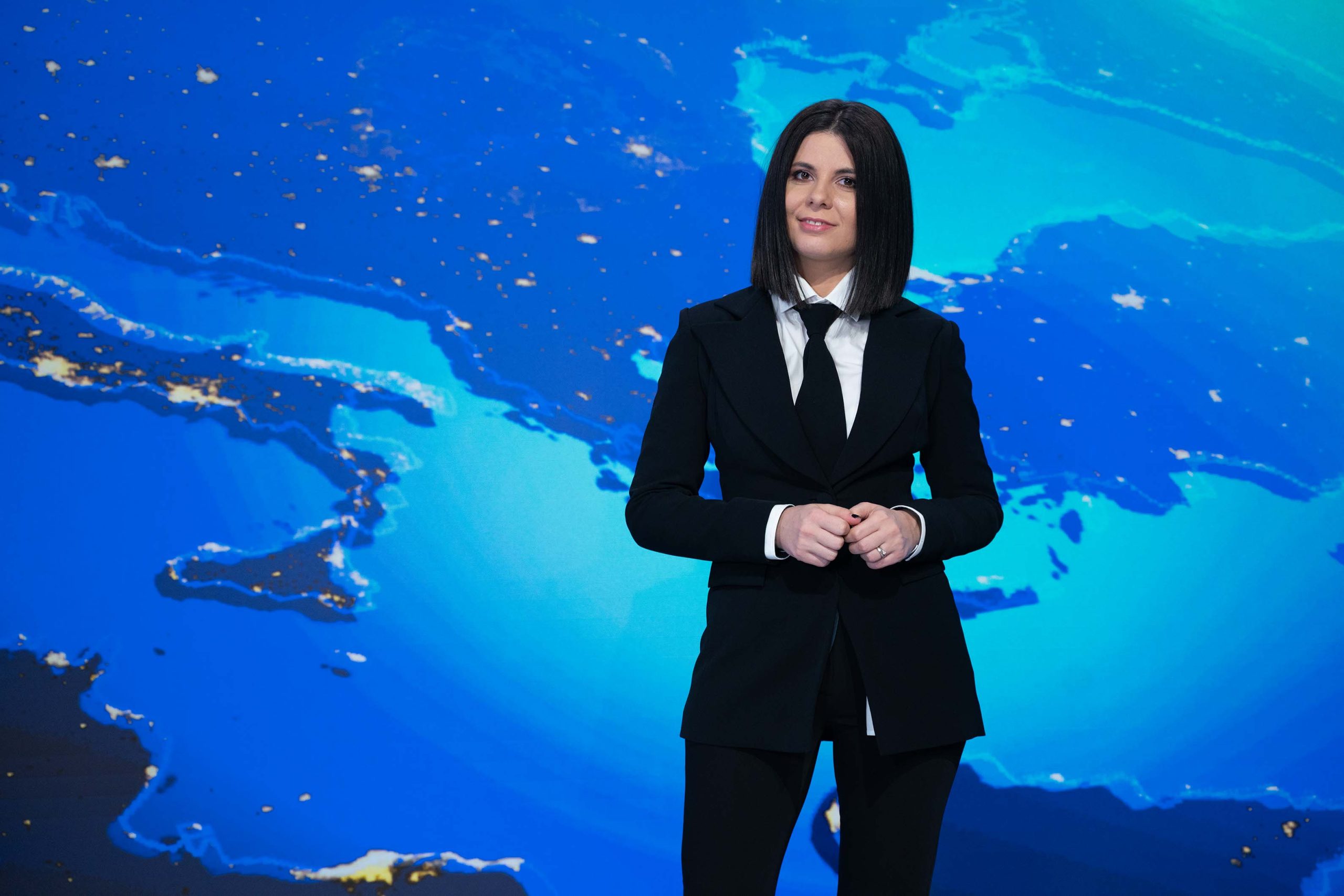 Iulia Ionescu prezentatoarea emisiunii iLikeIT