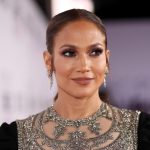 Secretul lui Jennifer Lopez pentru intinerirea tenului