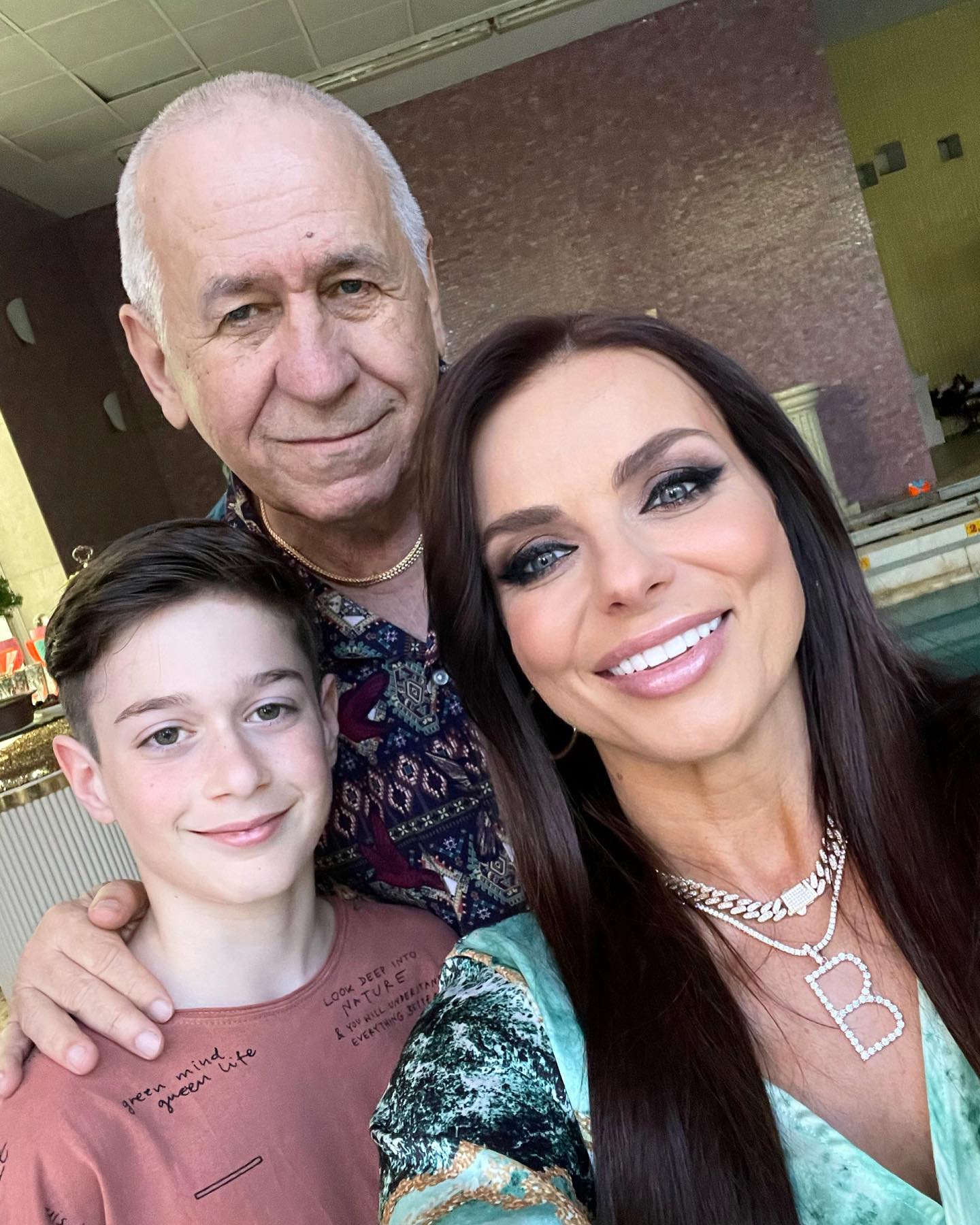 Vedeta celebra care s-a luptat cu Jojo pentru rolul Magdei din serialul Clanul 6 (2)