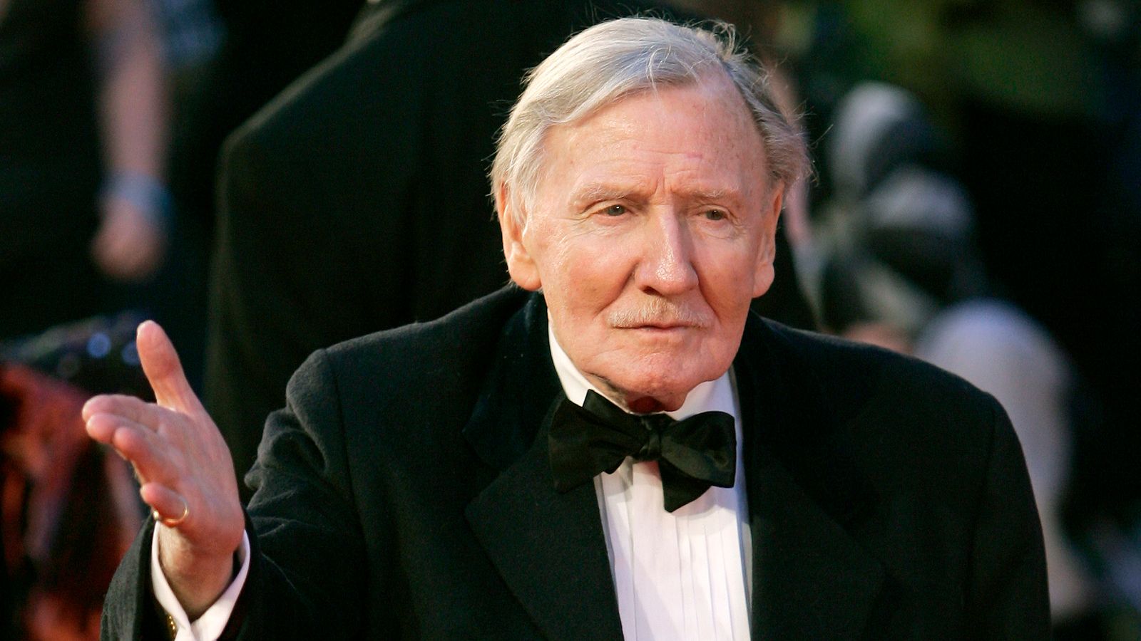 A murit Leslie Phillips, actorul din Harry Potter