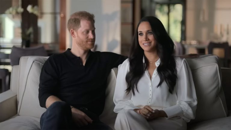 Adevăratul motiv pentru care Harry și Meghan au renunțat la îndatoririle regale: „Nu am fost aruncată la lupi, ci am fost dată hrană la lupi”