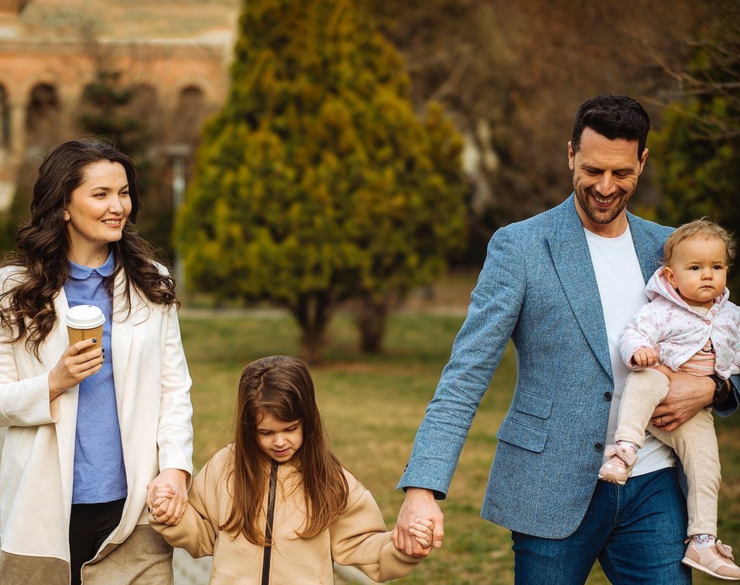 Adrian Nartea este în inferioritate numerică acasă